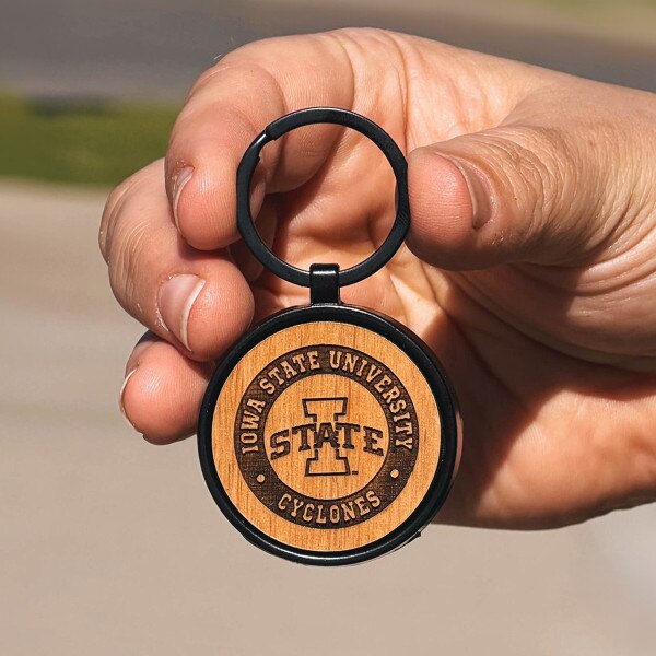 I-State Cyclones Wood Circle Key Chain